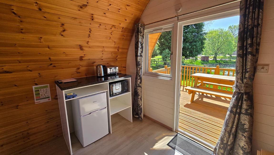 Готель Deeside Holiday Park Maryculter Номер фото